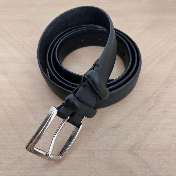 Genuine Leather Black Belt with Silver Tone Brass Buckle Men's Size 40 - Picture 1 of 9